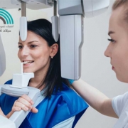 رادیوگرافی دندان با تصویربرداری خارج دهانی